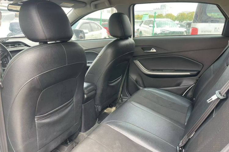 Used Chery Tiggo 3X 2018 1.5L Automatic Elite Edition Interior 5