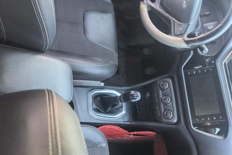 Used Chery Tiggo 3X 2018 1.5L Manual Elite Edition Interior 6