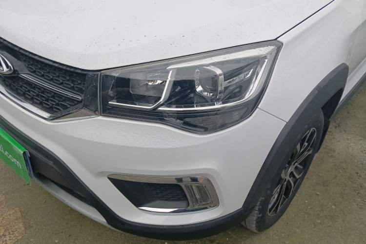 Used Chery Tiggo 3X 2018 1.5L Automatic Elite Edition Left Front Headlight
