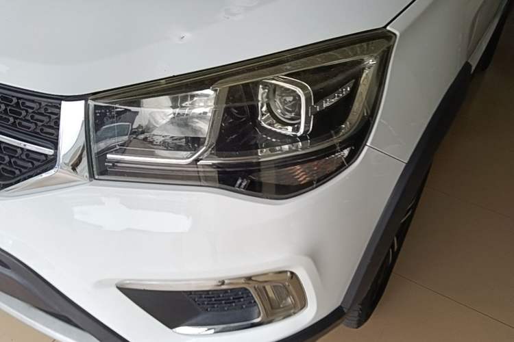Used Chery Tiggo 3X 2018 1.5L Manual Elite Edition Left Front Headlight