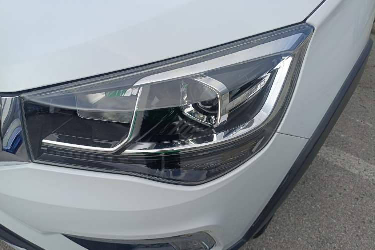 Used Chery Tiggo 3X 2018 1.5L Automatic Elite Edition Left Front Headlight