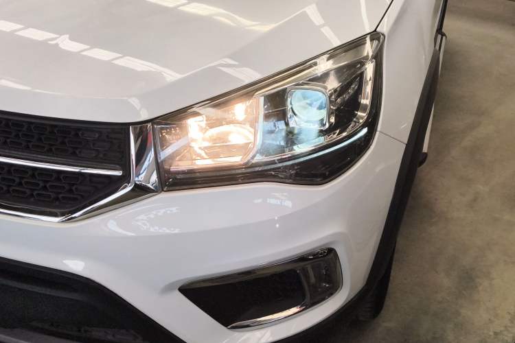 Used Chery Tiggo 3X 2018 1.5L Manual Elite Edition Left Front Headlight