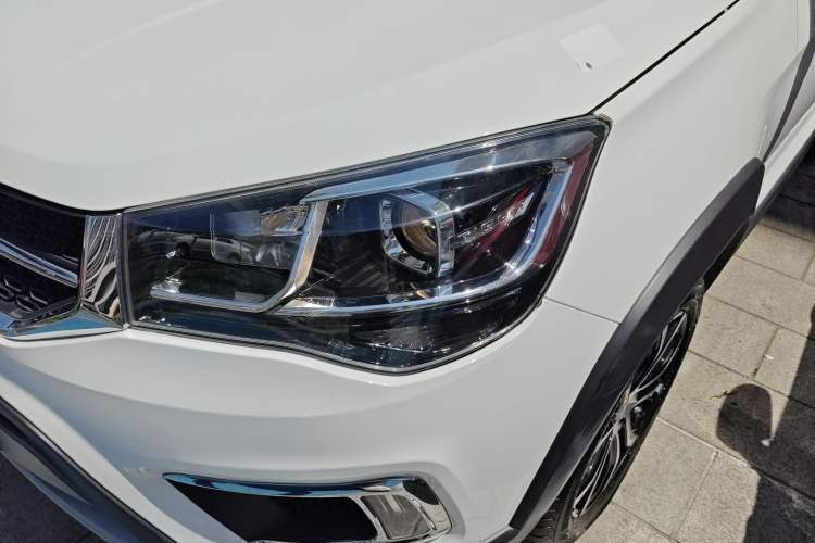 Used Chery Tiggo 3X 2018 1.5L Manual Elite Edition Left Front Headlight
