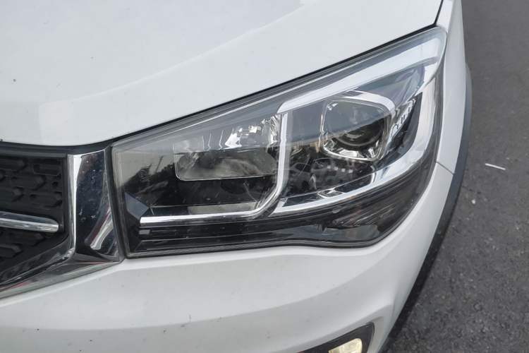 Used Chery Tiggo 3X 2018 1.5L Automatic Elite Edition Left Front Headlight