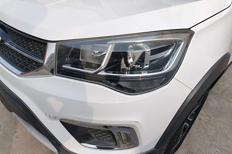 Used Chery Tiggo 3X 2018 1.5L Manual Elite Edition Left Front Headlight