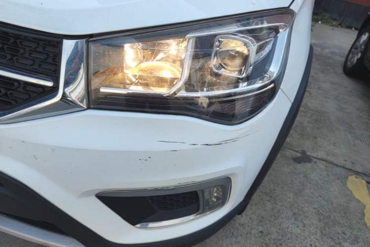 Used Chery Tiggo 3X 2018 1.5L Automatic Elite Edition Left Front Headlight