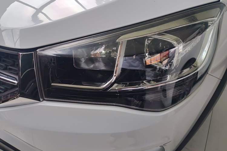 Used Chery Tiggo 3X 2018 1.5L Manual Elite Edition Left Front Headlight