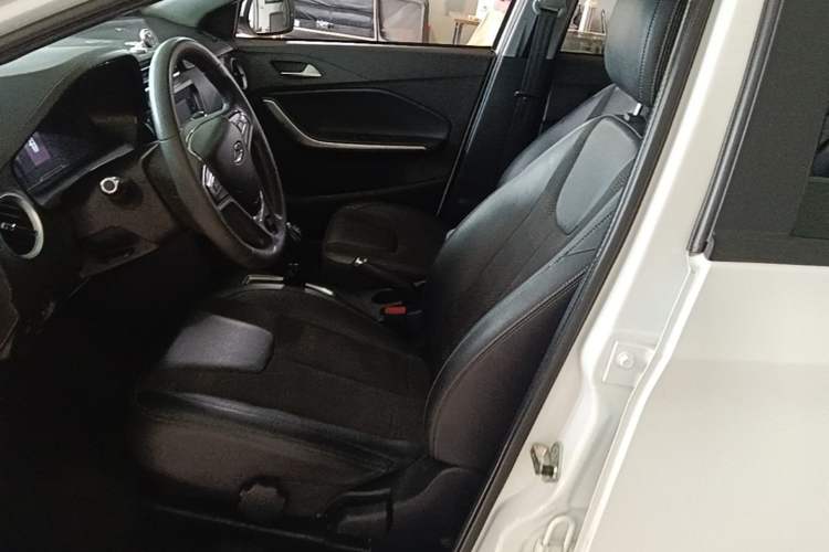 Used Chery Tiggo 3X 2018 1.5L Manual Elite Edition Left Front Seat