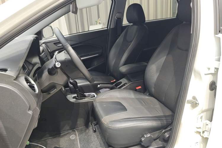 Used Chery Tiggo 3X 2018 1.5L Automatic Elite Edition Left Front Seat