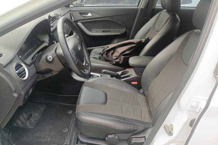 Used Chery Tiggo 3X 2018 1.5L Automatic Elite Edition Left Front Seat