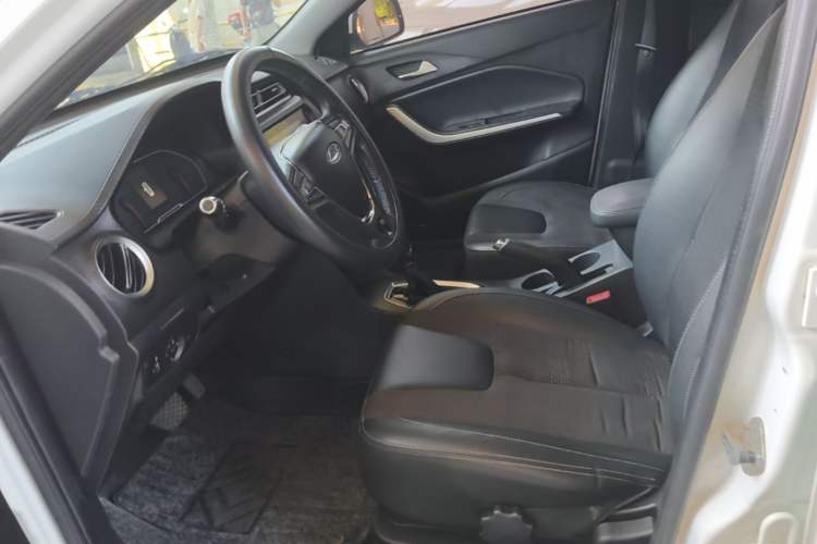 Used Chery Tiggo 3X 2018 1.5L Automatic Elite Edition Left Front Seat