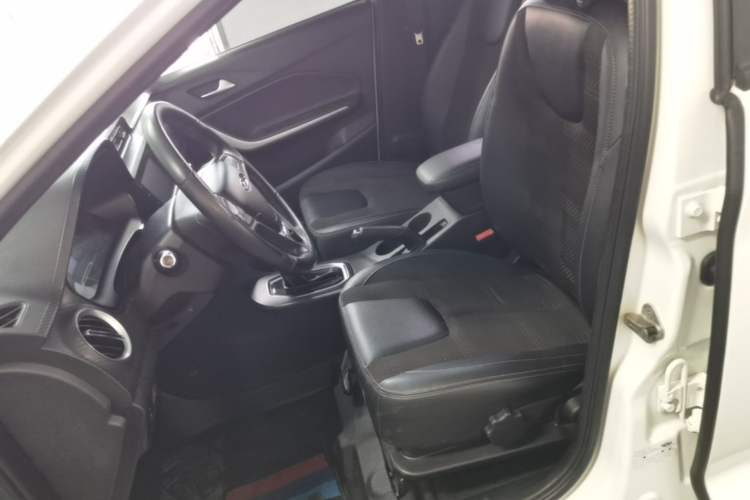Used Chery Tiggo 3X 2018 1.5L Automatic Luxury Edition Left Front Seat