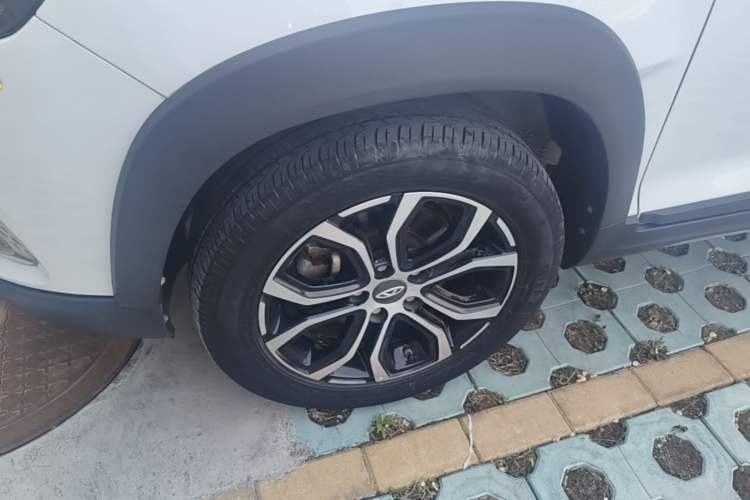 Used Chery Tiggo 3X 2018 1.5L Automatic Elite Edition Left Front Wheel Hub