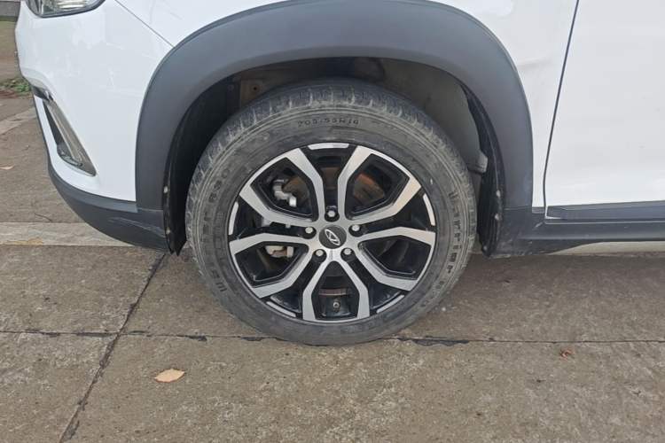 Used Chery Tiggo 3X 2018 1.5L Automatic Elite Edition Left Front Wheel Hub