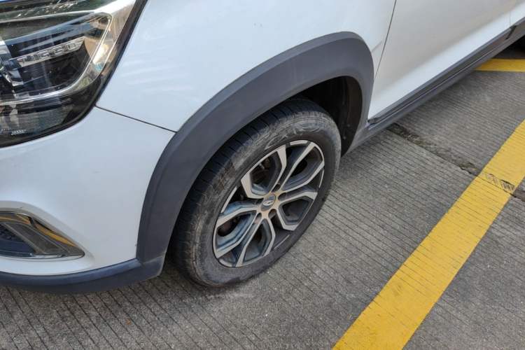 Used Chery Tiggo 3X 2018 1.5L Manual Elite Edition Left Front Wheel Hub