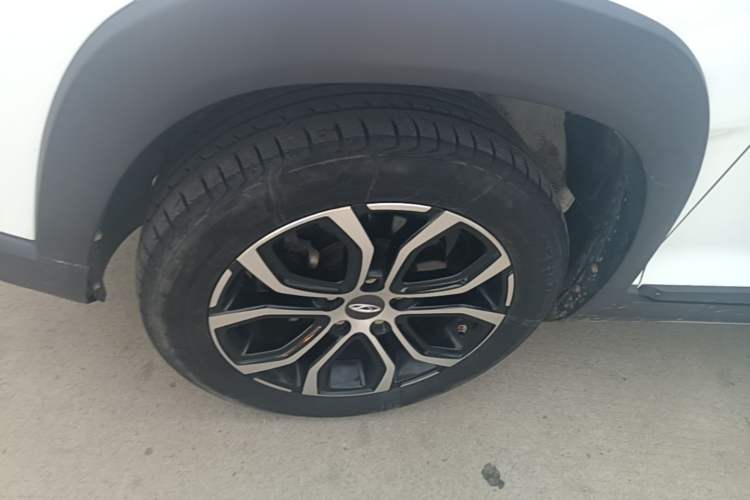 Used Chery Tiggo 3X 2018 1.5L Automatic Elite Edition Left Front Wheel Hub