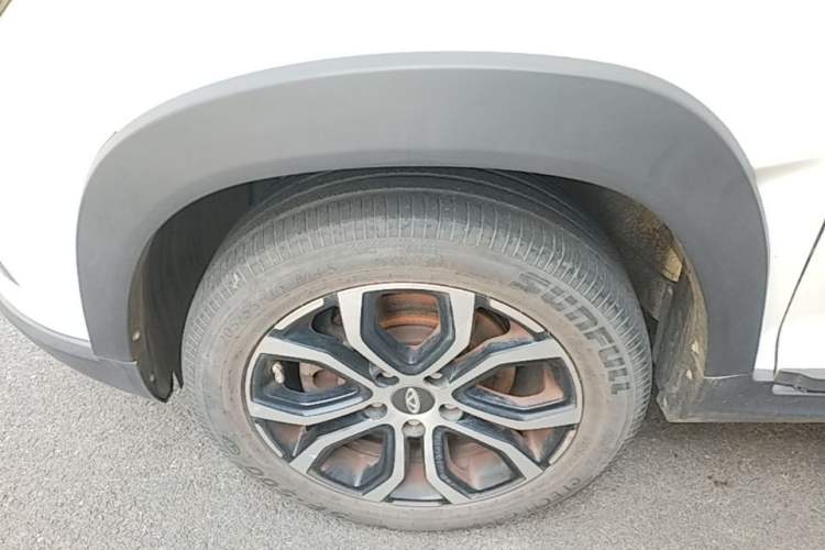 Used Chery Tiggo 3X 2018 1.5L Automatic Elite Edition Left Front Wheel Hub