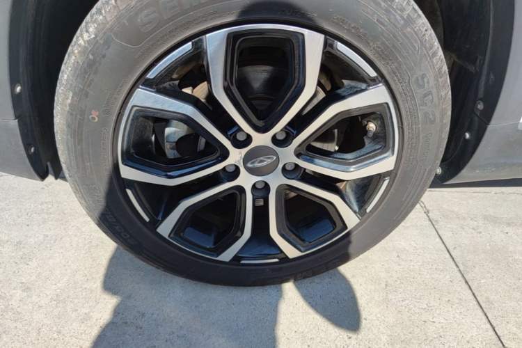 Used Chery Tiggo 3X 2018 1.5L Automatic Elite Edition Left Front Wheel Hub