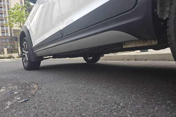 Used Chery Tiggo 3X 2018 1.5L Manual Comfort Edition Left Side Sill