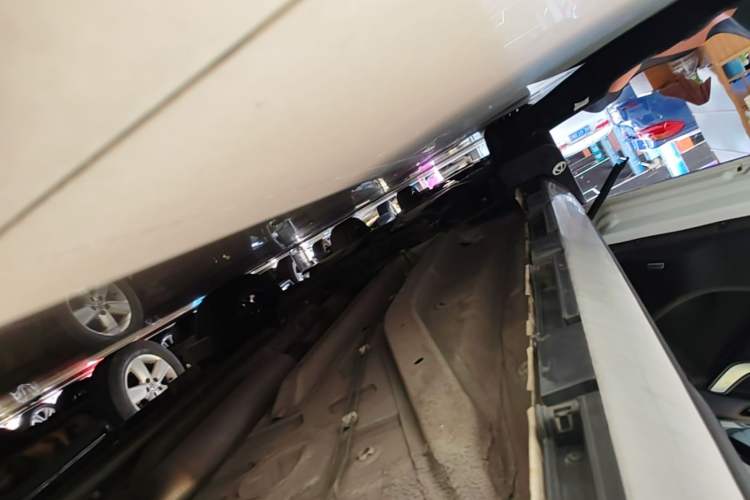 Used Chery Tiggo 3X 2018 1.5L Automatic Elite Edition Left Side Sill