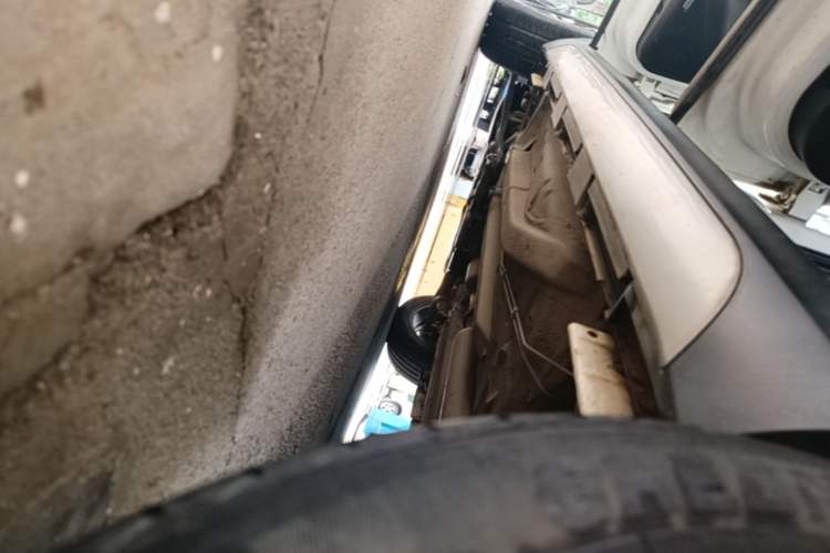 Used Chery Tiggo 3X 2018 1.5L Automatic Elite Edition Left Side Sill