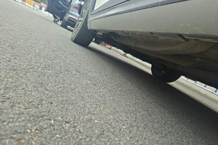 Used Chery Tiggo 3X 2018 1.5L Automatic Elite Edition Left Side Sill