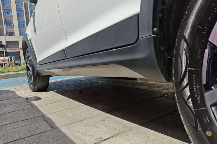 Used Chery Tiggo 3X 2018 1.5L Manual Elite Edition Left Side Sill