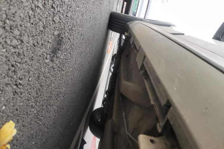 Used Chery Tiggo 3X 2018 1.5L Automatic Elite Edition Left Side Sill