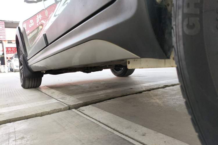 Used Chery Tiggo 3X 2018 1.5L Automatic Elite Edition Left Side Sill