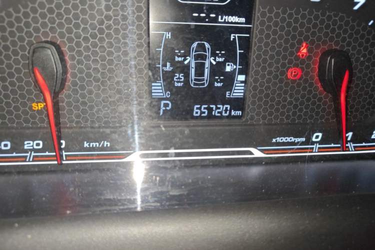 Used Chery Tiggo 3X 2018 1.5L Automatic Luxury Edition Odometer Close Up
