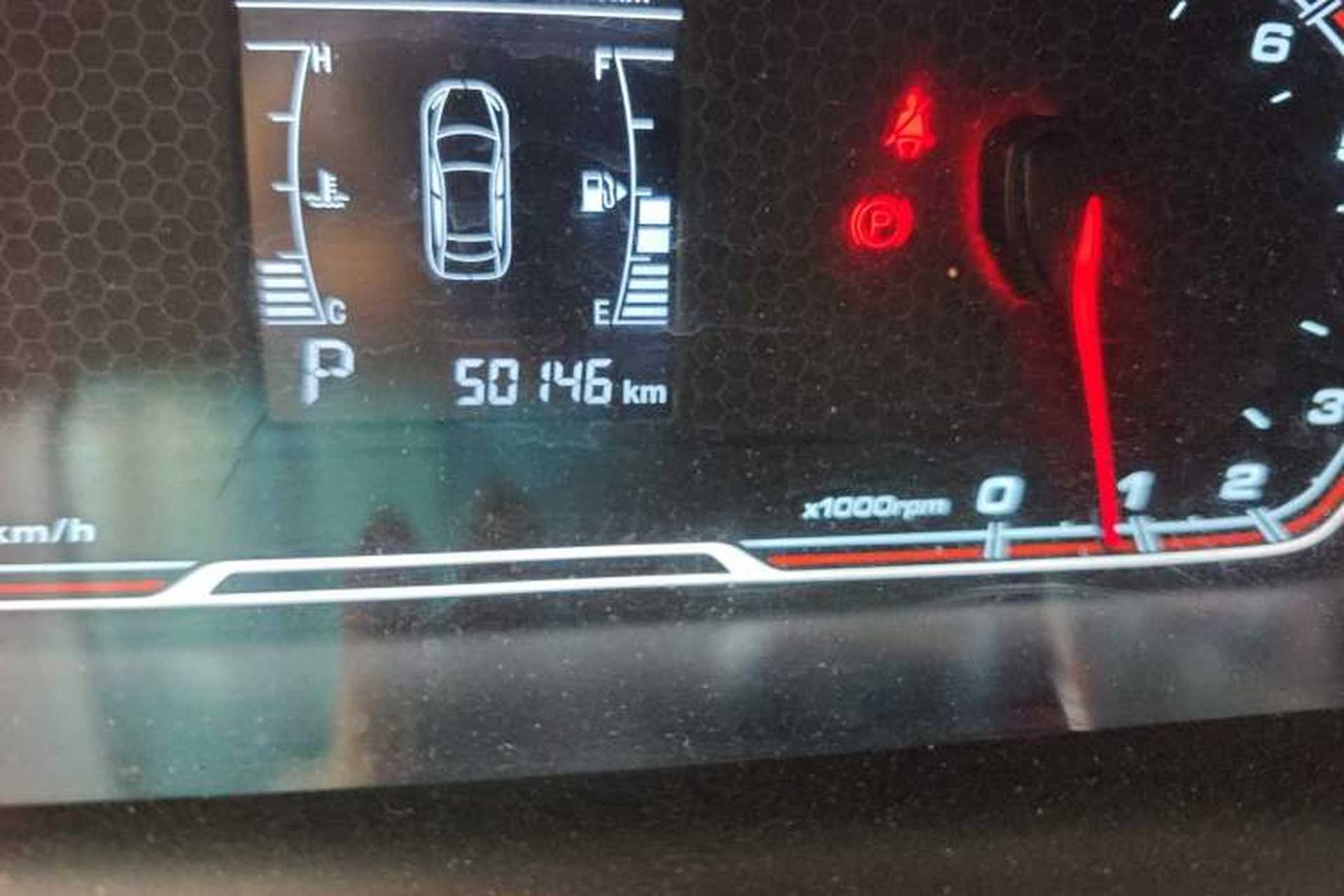 Used Chery Tiggo 3X 2018 1.5L Automatic Comfort Edition Odometer Close Up