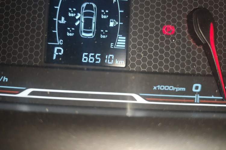 Used Chery Tiggo 3X 2018 1.5L Automatic Elite Edition Odometer Close Up