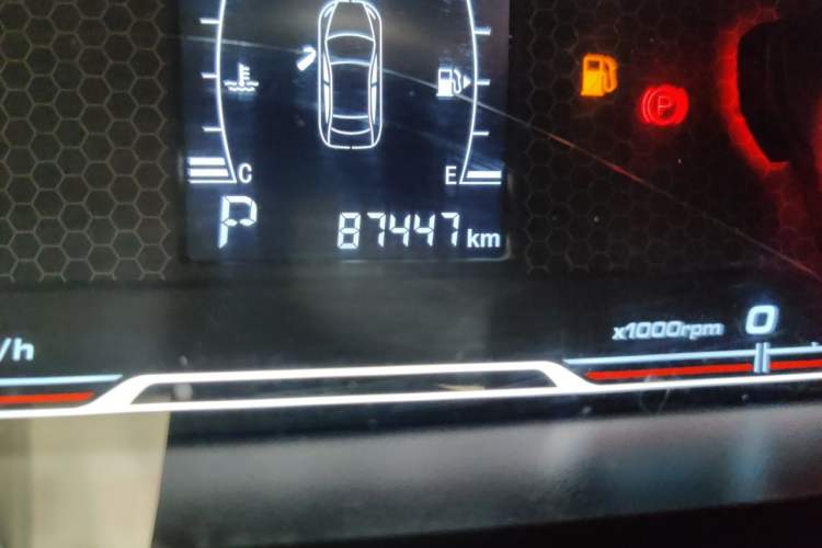 Used Chery Tiggo 3X 2018 1.5L Automatic Comfort Edition Odometer Close Up