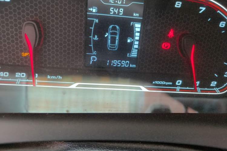 Used Chery Tiggo 3X 2018 1.5L Automatic Comfort Edition Odometer Close Up