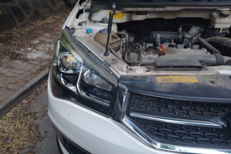 Used Chery Tiggo 3X 2018 1.5L Automatic Elite Edition Right Front Headlight