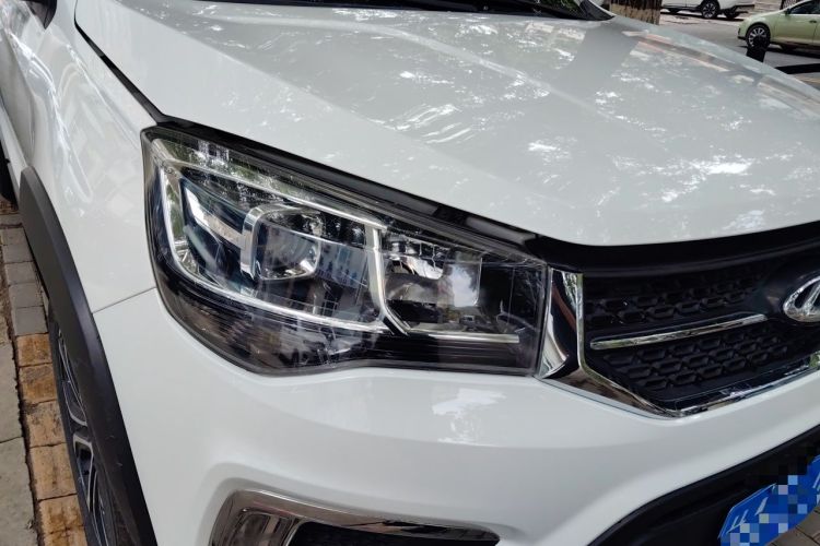 Used Chery Tiggo 3X 2018 1.5L Automatic Elite Edition Right Front Headlight