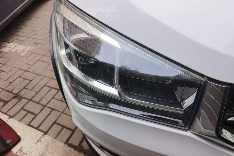 Used Chery Tiggo 3X 2018 1.5L Manual Elite Edition Right Front Headlight