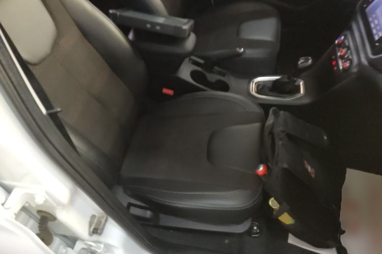Used Chery Tiggo 3X 2018 1.5L Automatic Luxury Edition Right Front Seat