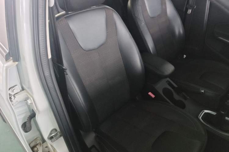 Used Chery Tiggo 3X 2018 1.5L Manual Elite Edition Right Front Seat