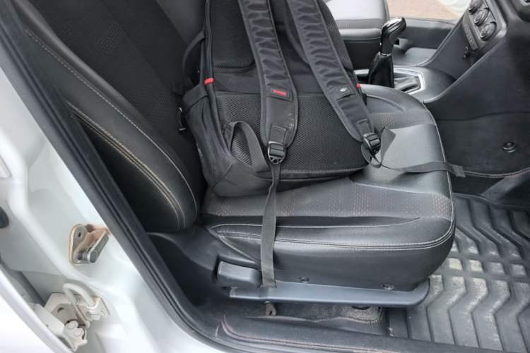 Used Chery Tiggo 3X 2018 1.5L Manual Elite Edition Right Front Seat