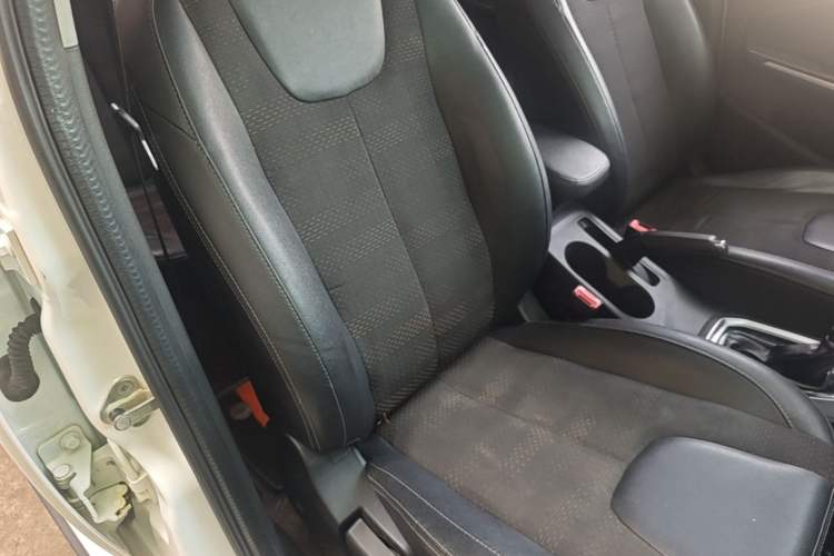 Used Chery Tiggo 3X 2018 1.5L Automatic Elite Edition Right Front Seat
