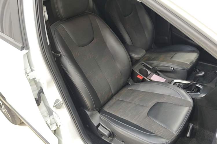 Used Chery Tiggo 3X 2018 1.5L Automatic Elite Edition Right Front Seat