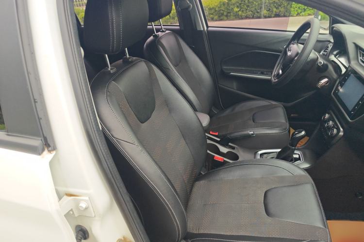 Used Chery Tiggo 3X 2018 1.5L Automatic Luxury Edition Right Front Seat