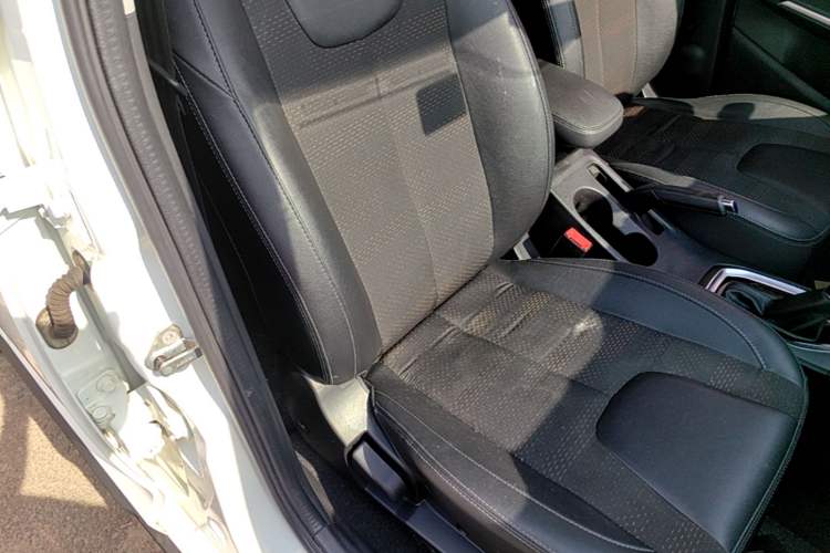 Used Chery Tiggo 3X 2018 1.5L Automatic Elite Edition Right Front Seat
