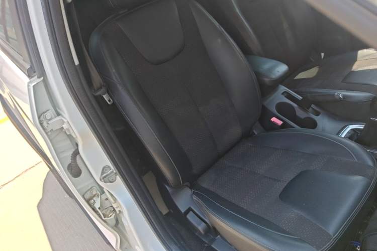 Used Chery Tiggo 3X 2018 1.5L Manual Elite Edition Right Front Seat
