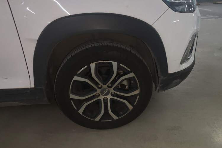 Used Chery Tiggo 3X 2018 1.5L Automatic Elite Edition Right Front Wheel Hub