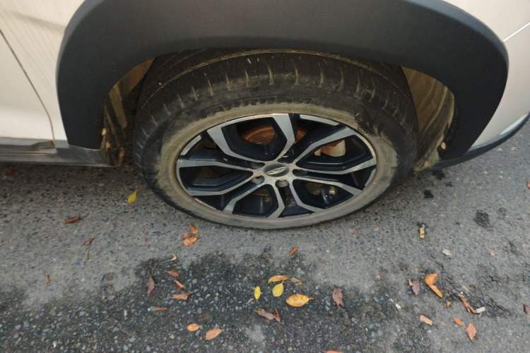 Used Chery Tiggo 3X 2018 1.5L Manual Elite Edition Right Front Wheel Hub