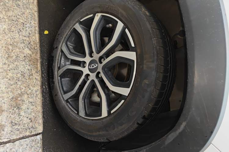 Used Chery Tiggo 3X 2018 1.5L Automatic Elite Edition Right Front Wheel Hub