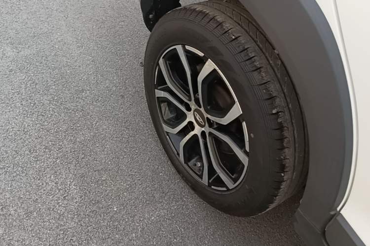 Used Chery Tiggo 3X 2018 1.5L Manual Elite Edition Right Rear Wheel Hub