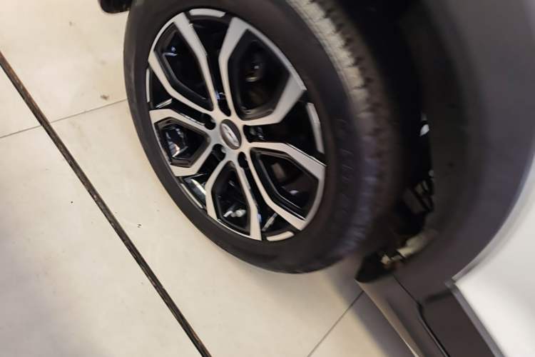 Used Chery Tiggo 3X 2018 1.5L Automatic Elite Edition Right Rear Wheel Hub